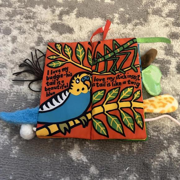 Jolly baby Pet Tails Cloth Book - Picture 2 of 4